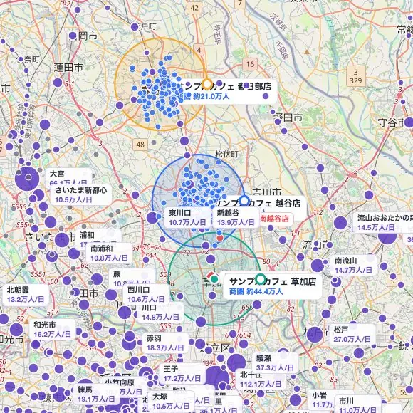 3店舗の商圏円が地図上に描かれ、各店の推定商圏人口が表示されている拡大図